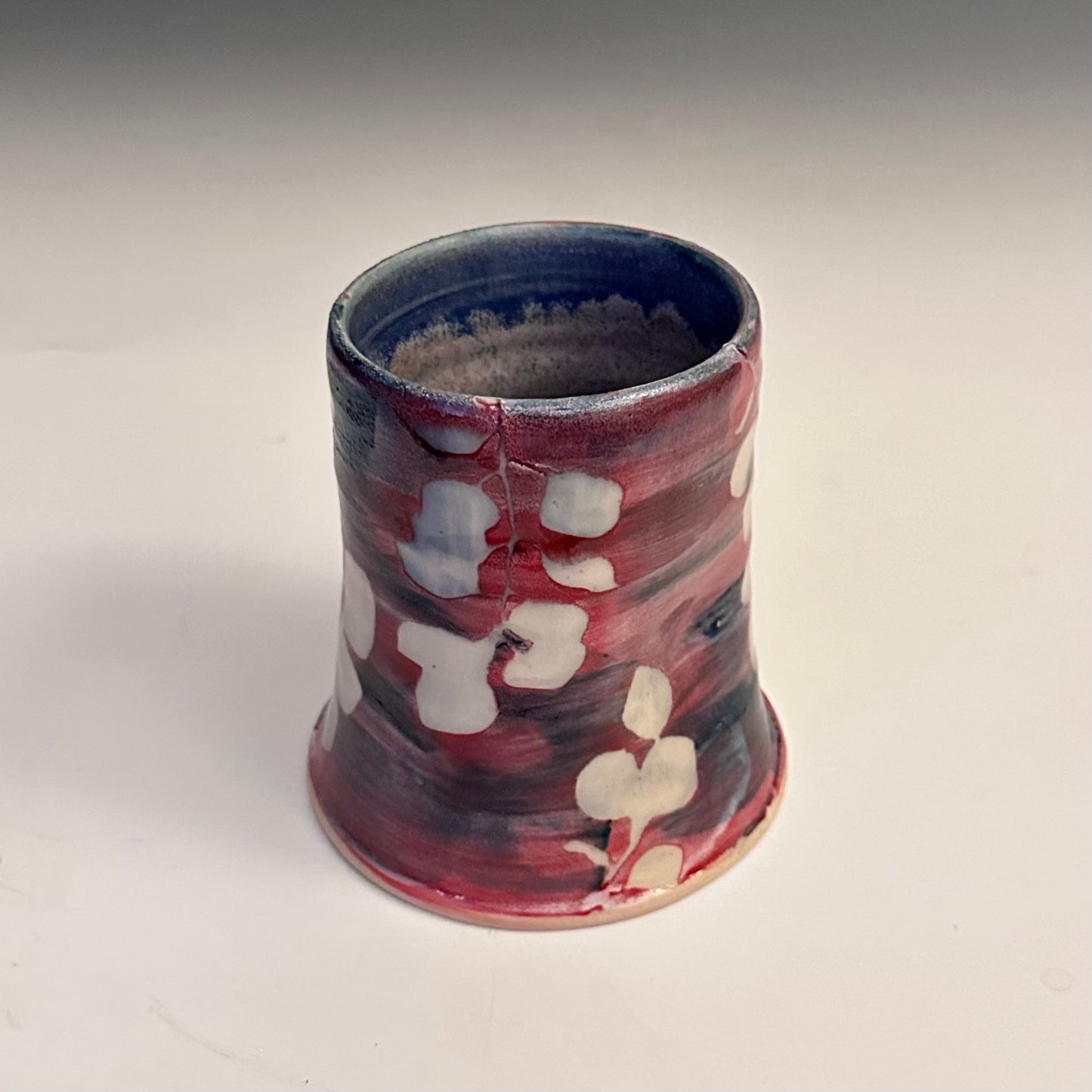 Ceramic Cup Red Blue and White  Aspen Leaves  A2411