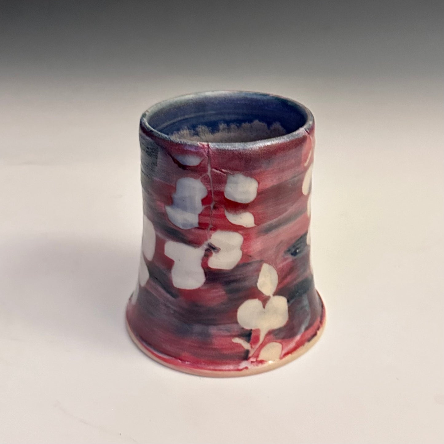 Ceramic Cup Red Blue and White  Aspen Leaves  A2411