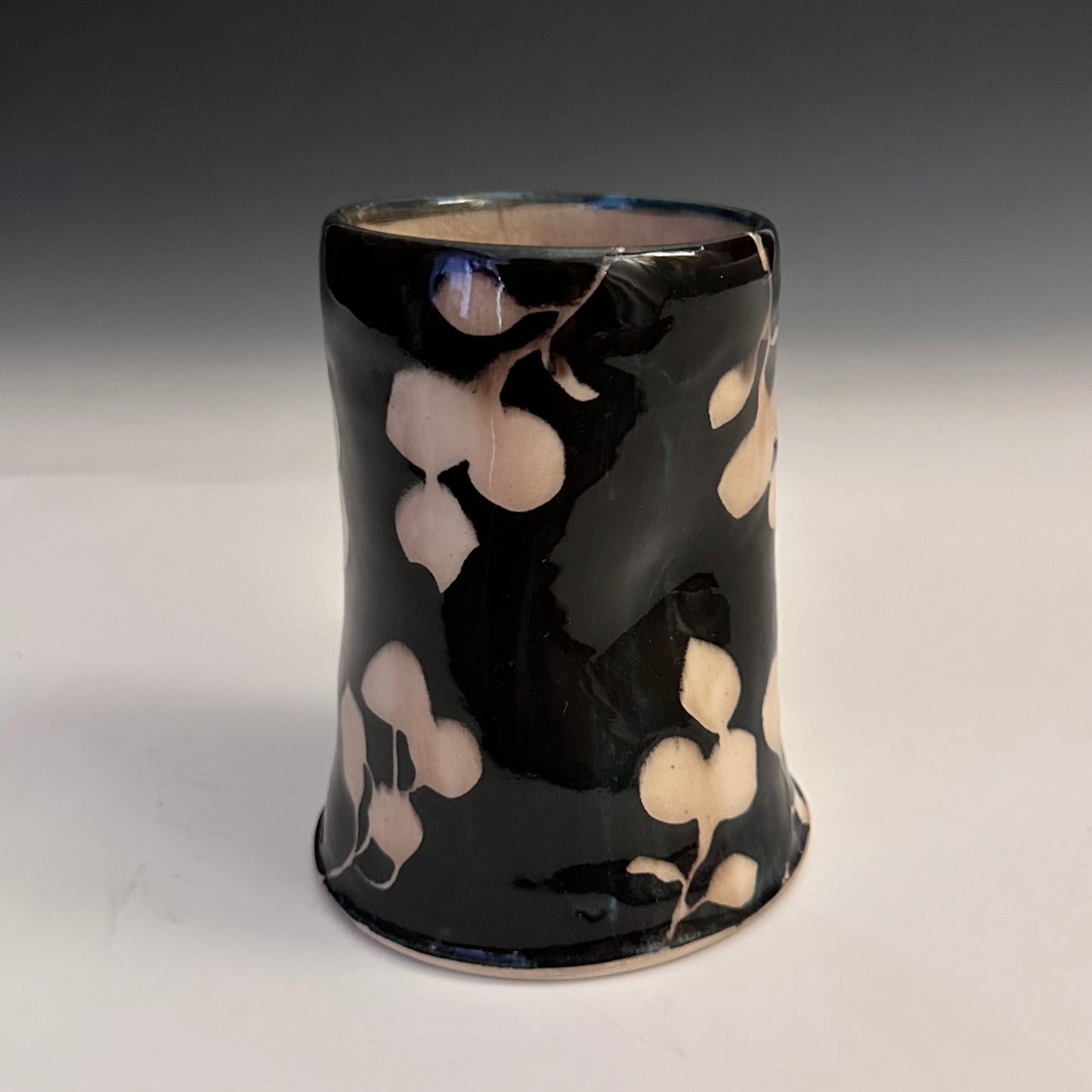 Ceramic Cup Black and White  Aspen Leaves  A2410